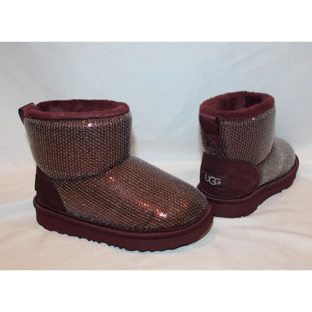 NIB‎ UGG Classic Short Sequin Sparkle Boots Toddler Burgundy